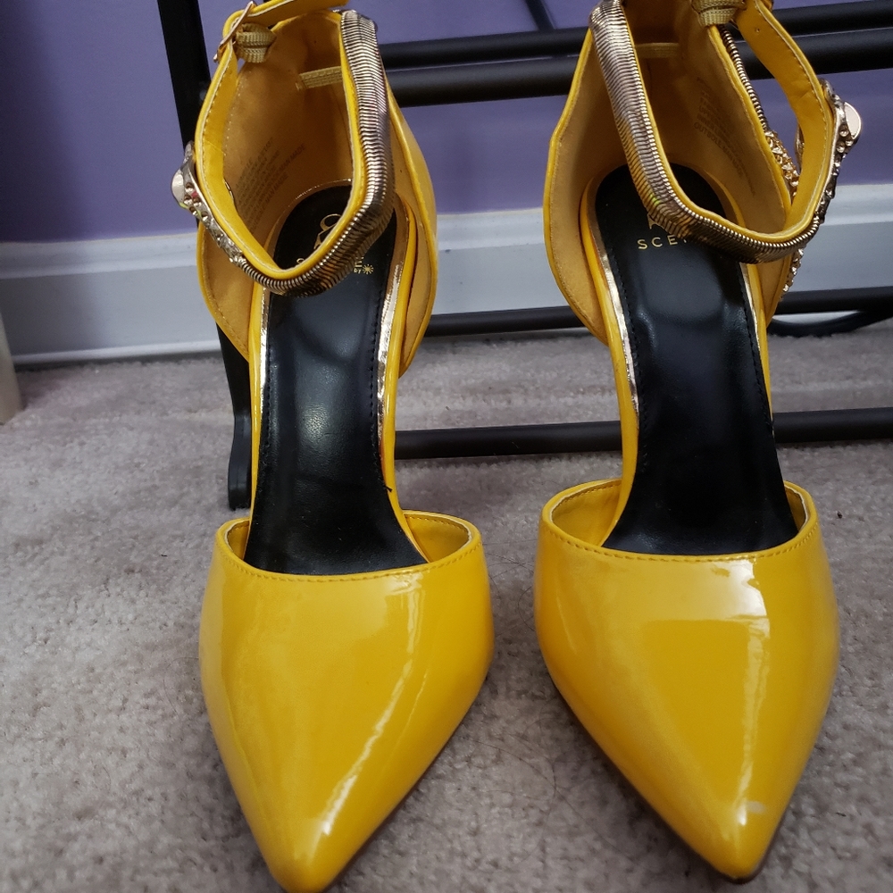 Bright Yellow Snake High Heels